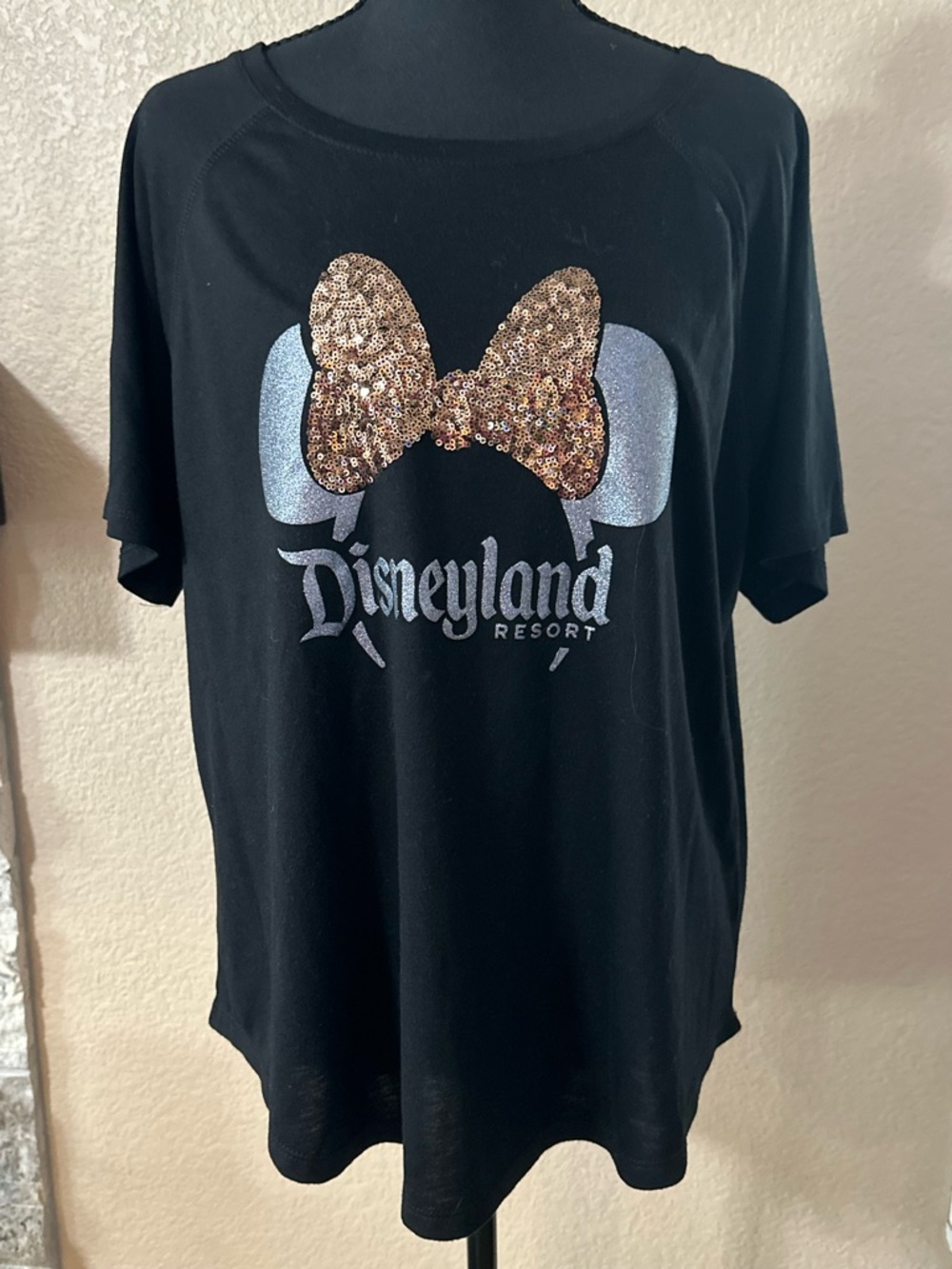 Disneyland resort Belle Of the Ball bronze sequin Minnie Mouse women’s shirt XL